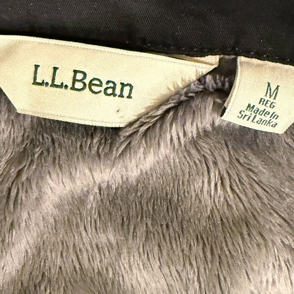 Classic & Super Comfy L.L. Bean Black Utility Chore Jacket w/ Grey “Fur” Lining - Picture 2 of 4